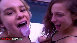 Safadas бере мудак