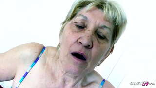 Вельмі старая бабуля Габі займаецца сэксам з жахлівым членам Jungspund