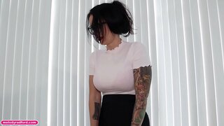 NAGY CSÖCS Milf Kell Dugni a FŐNÖK - Melody Radford